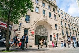 The London School of Economics and Political Science (LSE) Campus